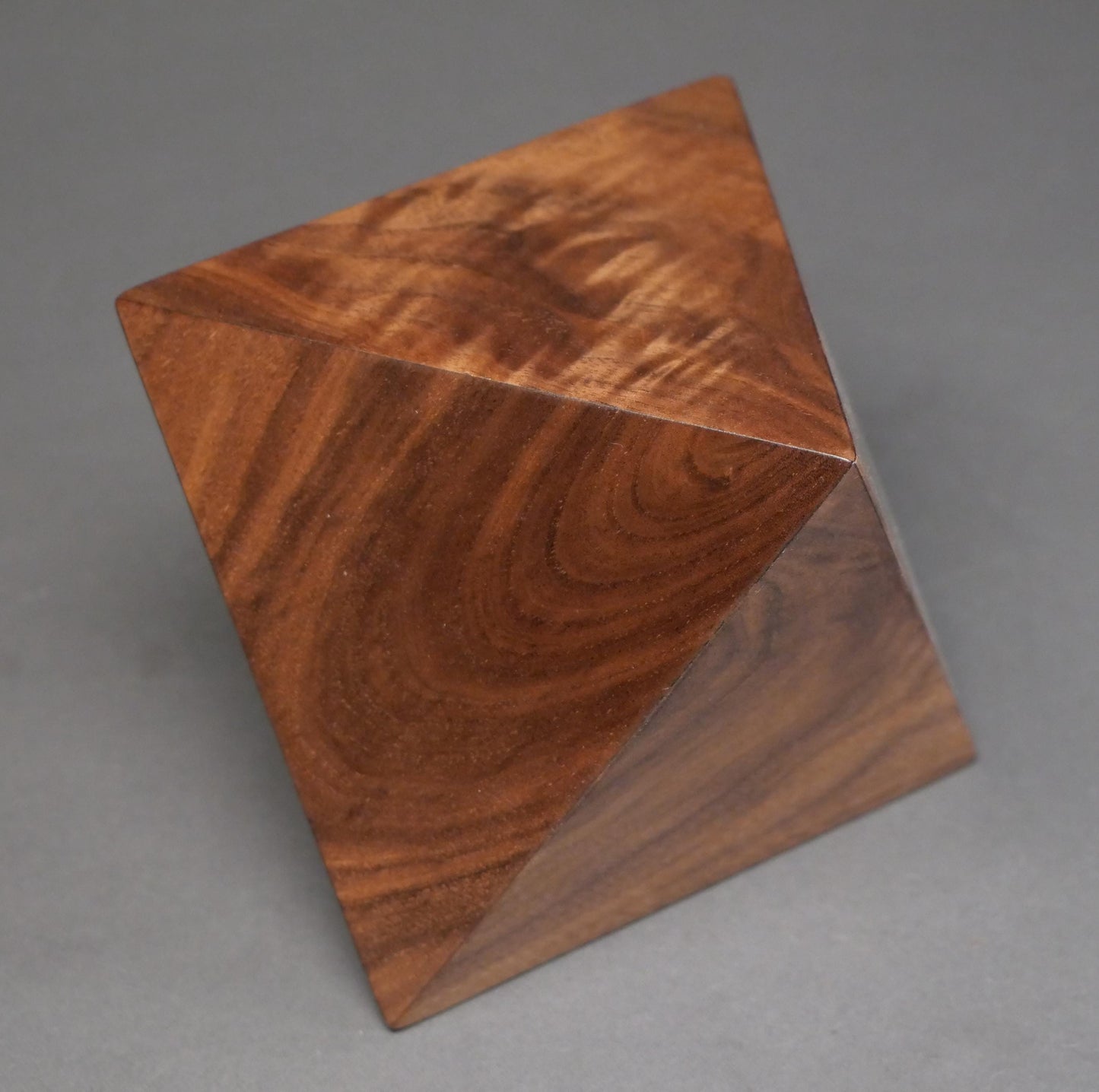 Small Geometric Cremation Urn for a Baby or Small Pet Ashes, 20 cu-in