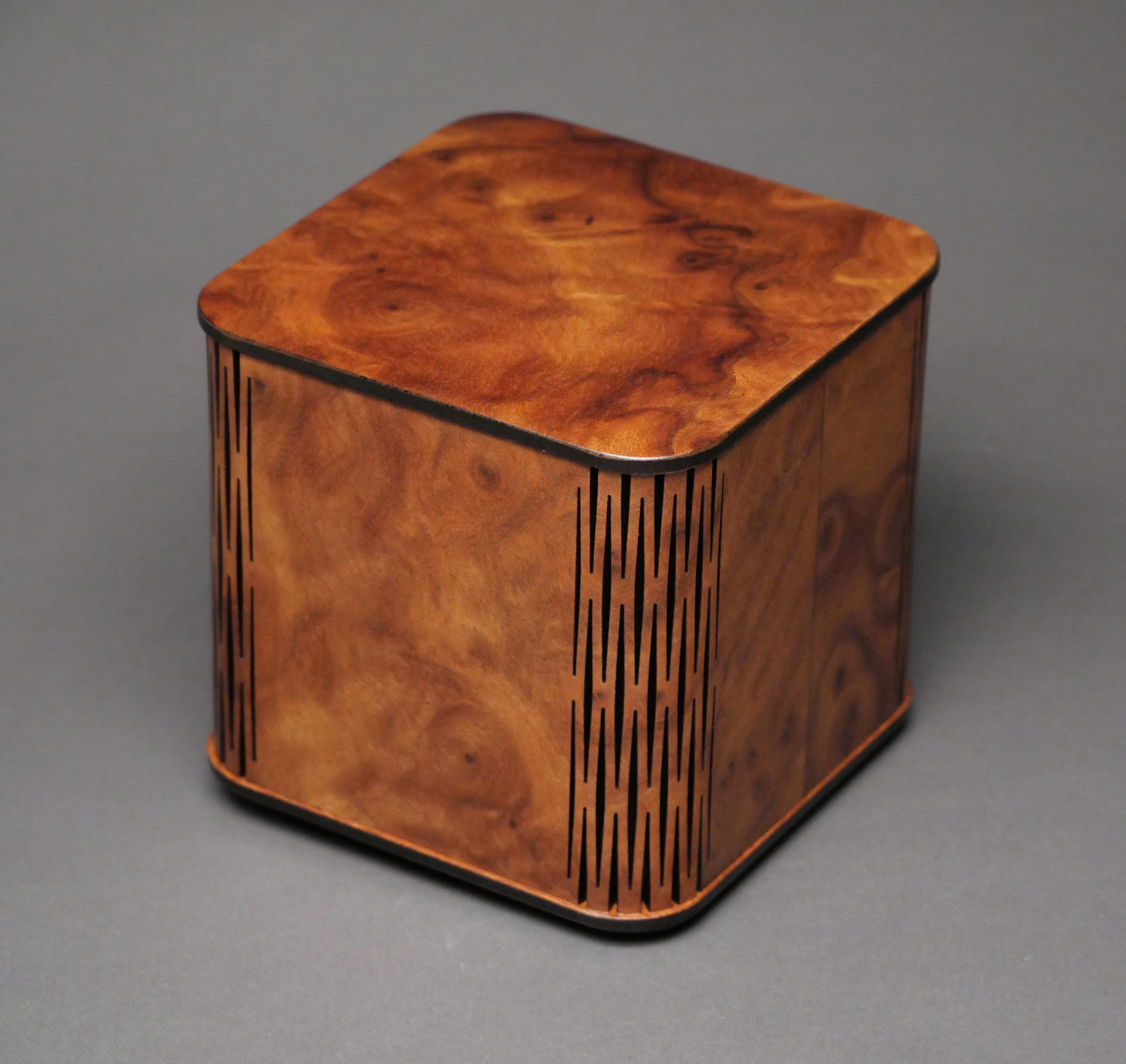 Burlwood Cremation Urn: Pet/Small Human Keepsake Box, 65 cu-in