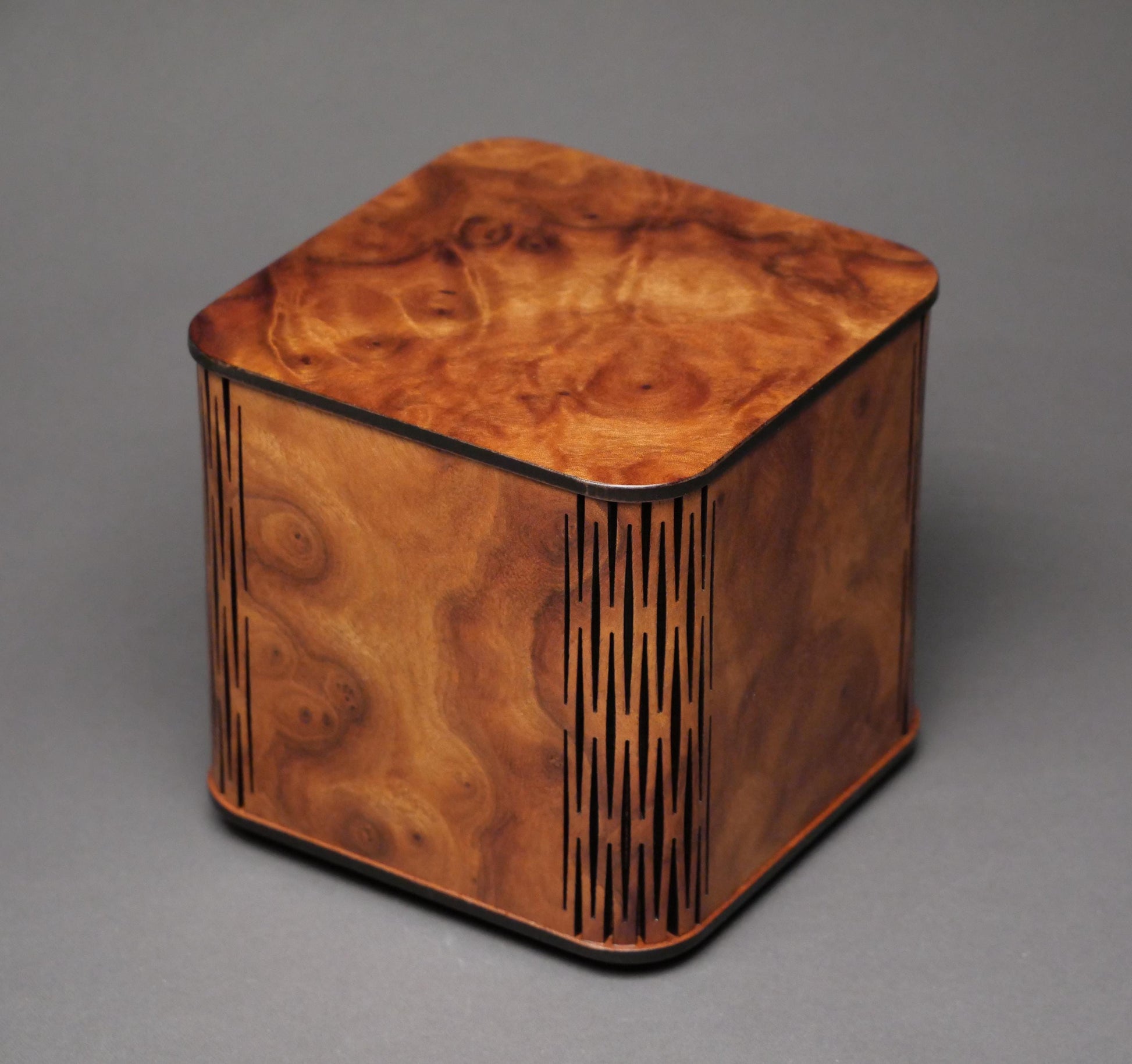 Burlwood Cremation Urn: Pet/Small Human Keepsake Box, 65 cu-in